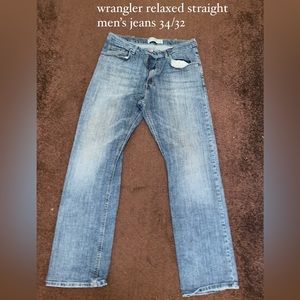 ❌SOLD ON MERCARI❌ wrangler relaxed straight men’s jeans SIZE 34/32!